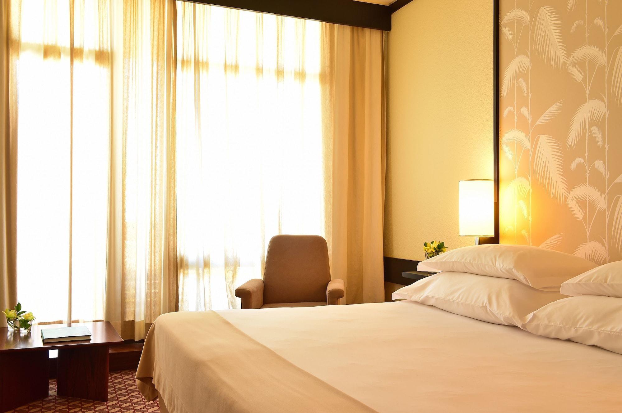 페스타나 카지노 파크 호텔 앤드 카지노 푼샬 외부 사진 A room at the hotel