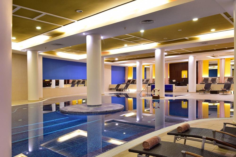 페스타나 카지노 파크 호텔 앤드 카지노 푼샬 외부 사진 The spa at the hotel