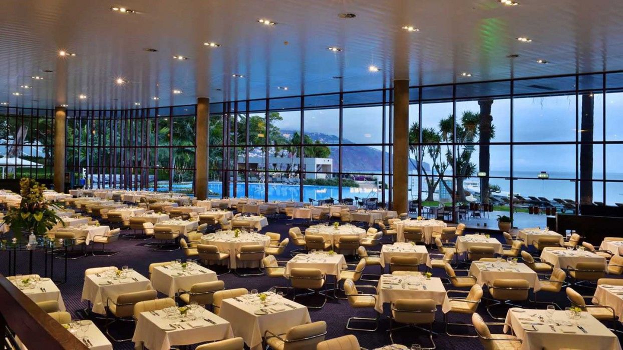 페스타나 카지노 파크 호텔 앤드 카지노 푼샬 외부 사진 The restaurant