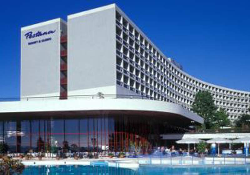 페스타나 카지노 파크 호텔 앤드 카지노 푼샬 외부 사진 The Riviera Hotel