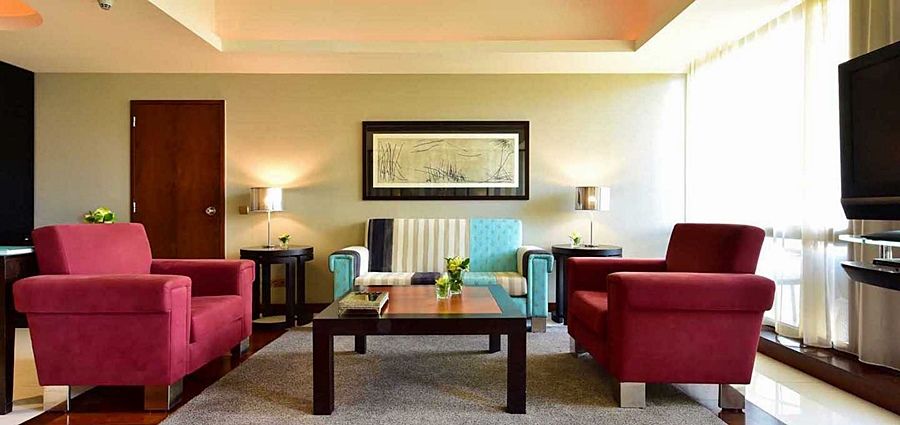 페스타나 카지노 파크 호텔 앤드 카지노 푼샬 외부 사진 A living room at the hotel