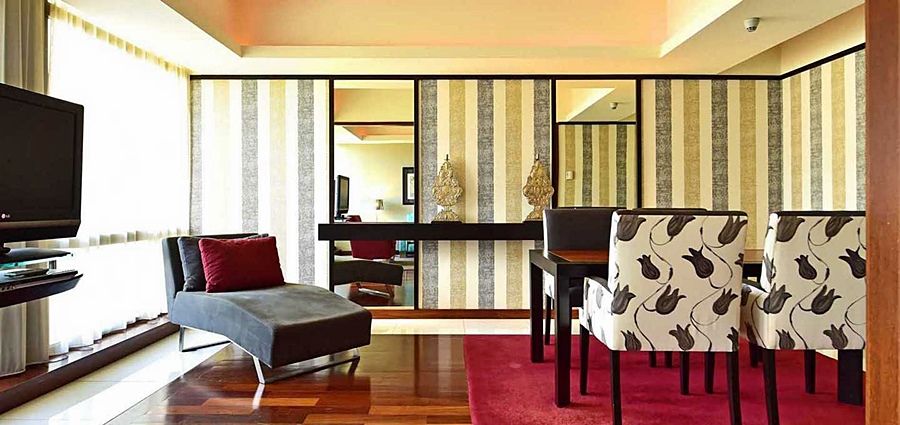 페스타나 카지노 파크 호텔 앤드 카지노 푼샬 외부 사진 A suite at the Mandarin Oriental, Kuala Lumpur